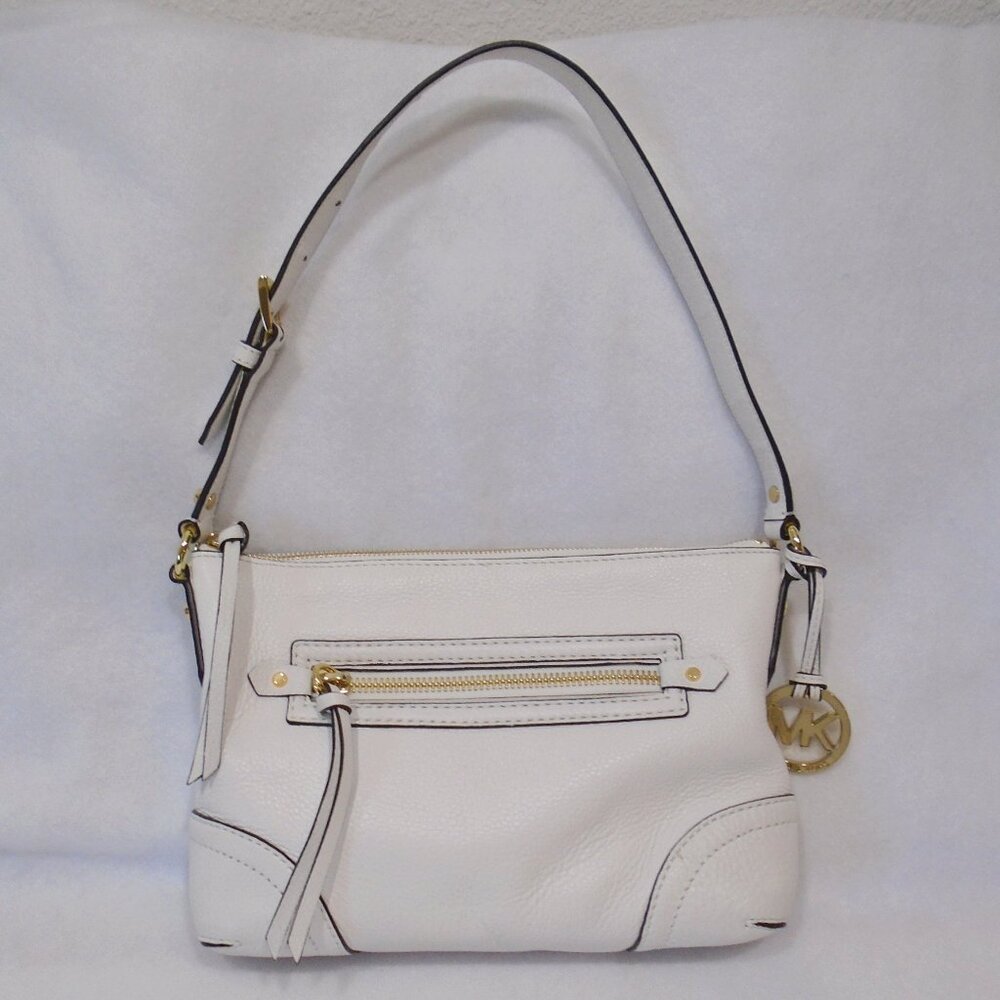 nwot Michael Kors Fallon white Pebbled Leather medium Shoulder Bag
